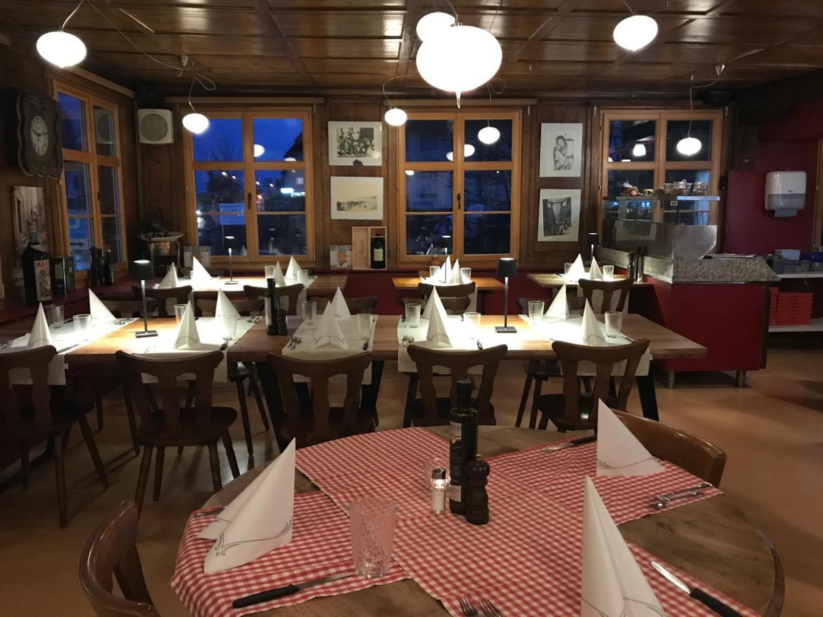 Hotel Restaurant Pizzeria Rotes Haus Münsterlingen Exterior foto